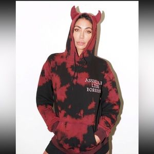Tie dye hoodie w horned hood